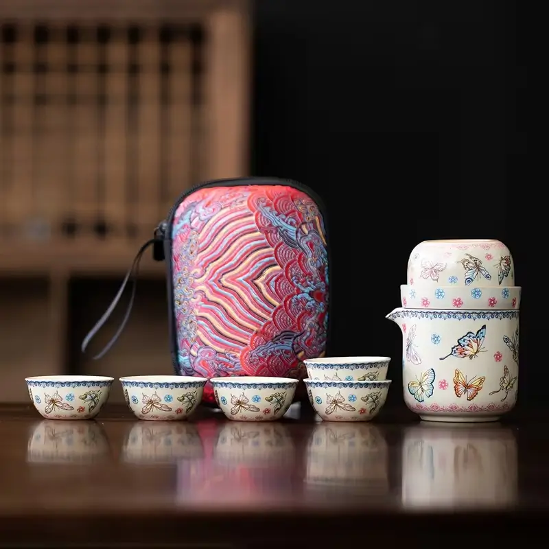 Portable tea set in a compact bag